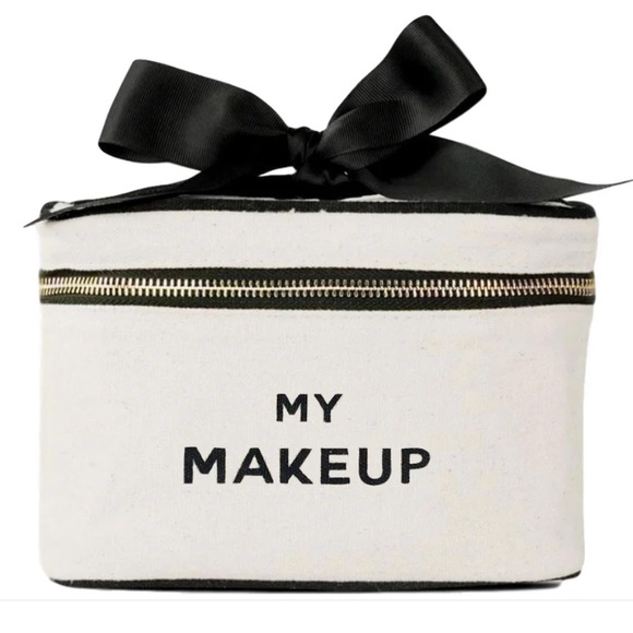 Various Makeup Bags - As Seen in LIVE Show - Picture 1 of 1